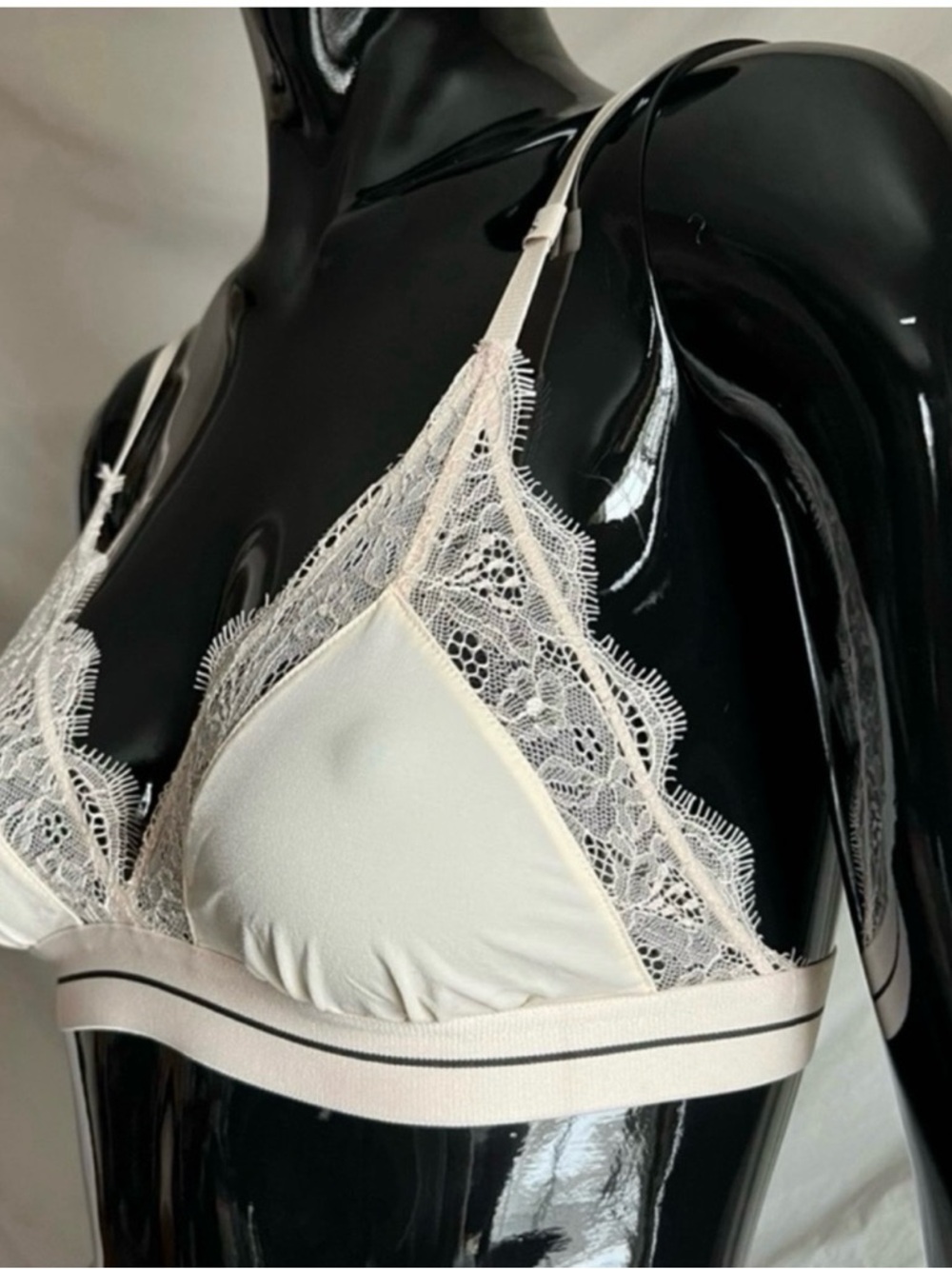 LOVE Stories bra ~ NWT